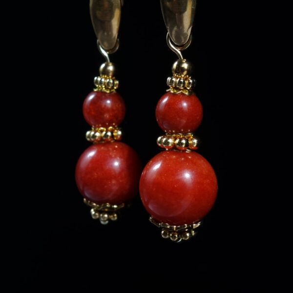 Coral-red-dyed-chalcedony-beaded-earrings-pvd-plated-stainless-steel-hooks-04236-1
