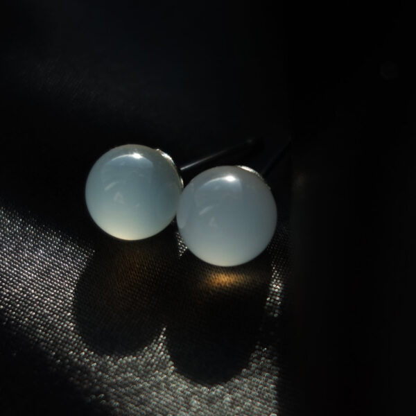 White Chalcedony Stud Earrings Hypoallergic Stainless Steel