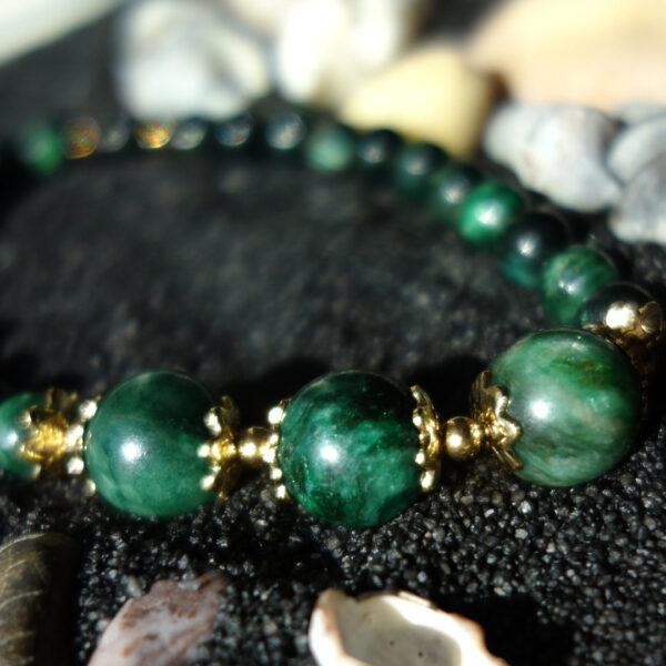 Natural Emerald in Fuchsite Semi-precious gem stone Bracelet Hypoallergic Stainless Steel