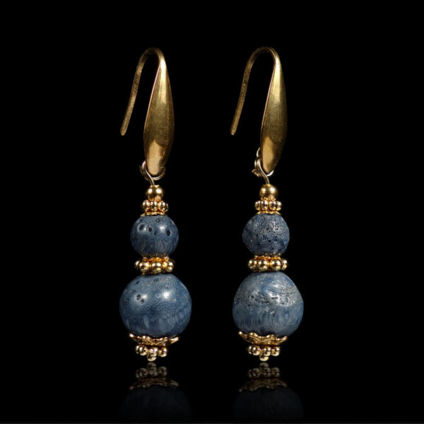 blue-coral-beaded-earrings-handmade-pvd-plated-stainless-steel-02698-1