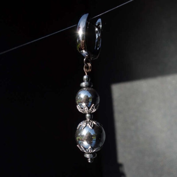 Midnight Silver Hematine Earring Semi-Precious Stone Ceramic Magnetic Hematite Hypoallergic English Lock Hook