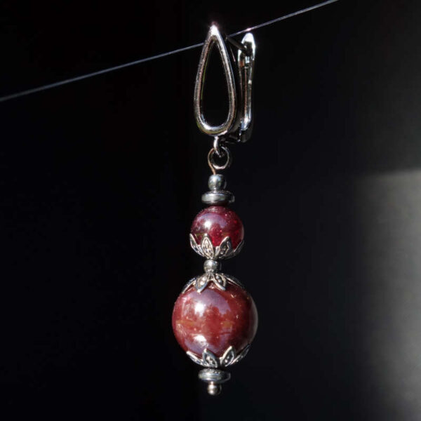 Purple Starlight Garnet Star Almandine Earring Semi-Precious Stone Beads Hematine Magnetic Hematite Hypoallergic English Lock Hook