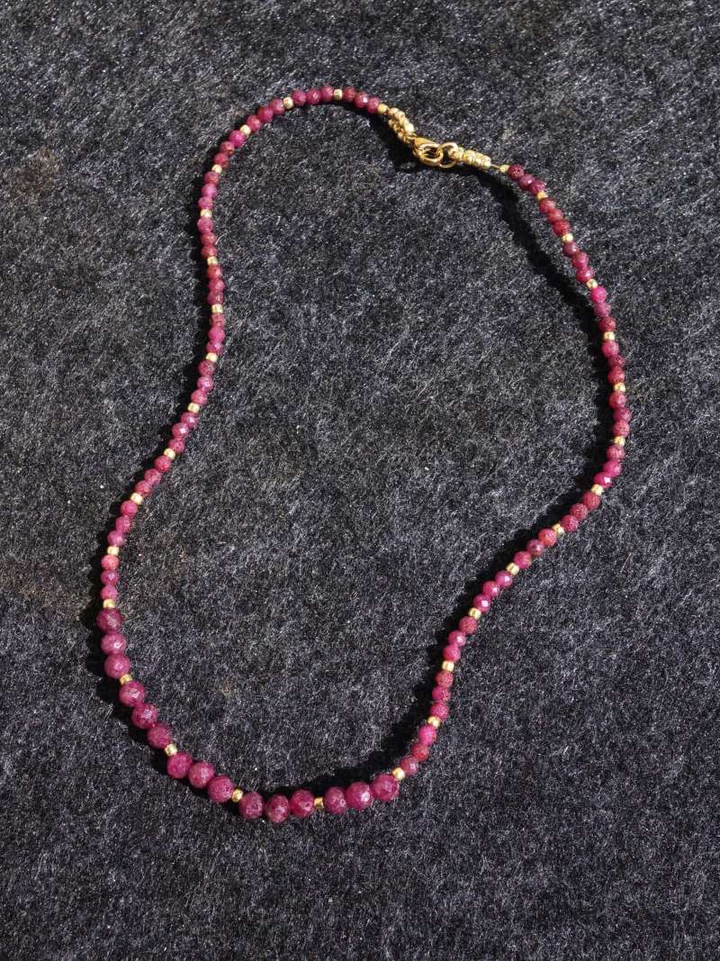 Faceted natural ruby choker necklace