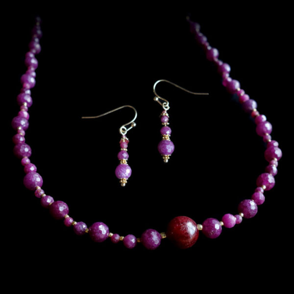 Natural-Sandhole-Ruby-Necklace-Earrings-Set-Bearwork-Golden-Miyuki-Glass-Beads-Hypoallergic-Stainles-Steel-09673-1