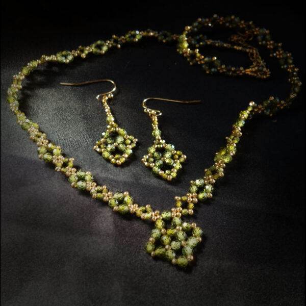 Olivine-Green-Zircon-Necklace-Earrings-set-faceted-zircon-glass-beads-golden-miyuki-beads-hypoallergic-stainless-steel-06832L