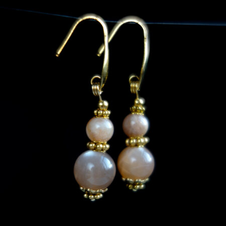 Sunny-Moonstone-Earrings-PVD-plated-Stainless-Steel-Hooks-Findings-00438-1
