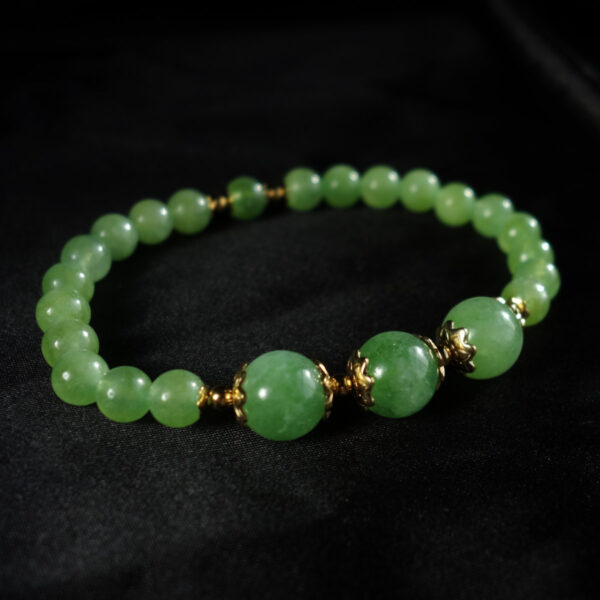 Apple-Green-Chalcedony-Dyed-Semi-Precious-Stone-Stainless-Steel-Beaded-Bracelet-DSC01557-1