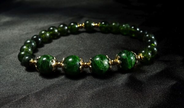 Chrome-Diopside-Semi-Precious-Stone-Bracelet-PVD-Plated-Golden-Stainless-Steel-DSC01001-1