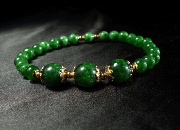 Maw-Sit-Sit-Jade-Semi-Precious-Stone-Bracelet-PVD-Plated-Golden-Stainless-Steel-DSC00963-1