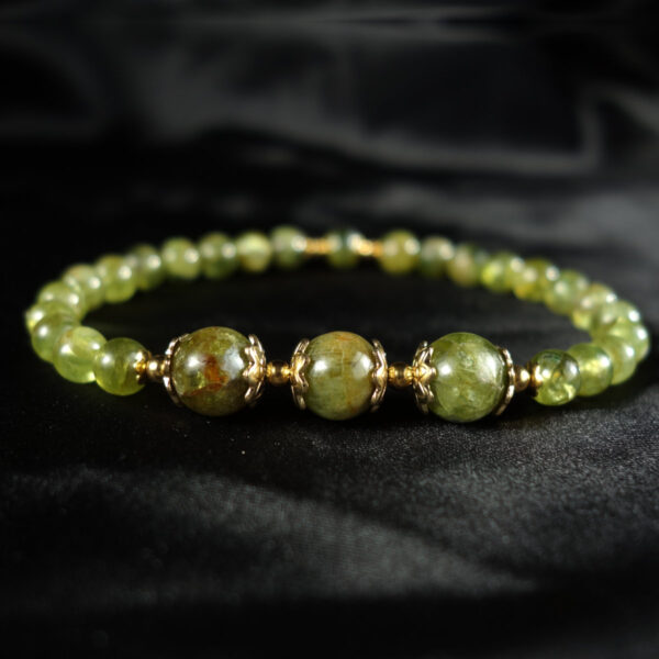 Natural-Olivine-Peridot-Gemstone-Beaded-BBracelet-Stainless-Steel-DSC01866-1