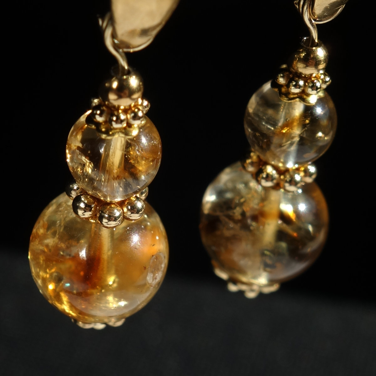 citrine-earrings-semi-precious-gemstone-beads-pvd-plated-stainless-steel-18k-gold-finish-03603-1