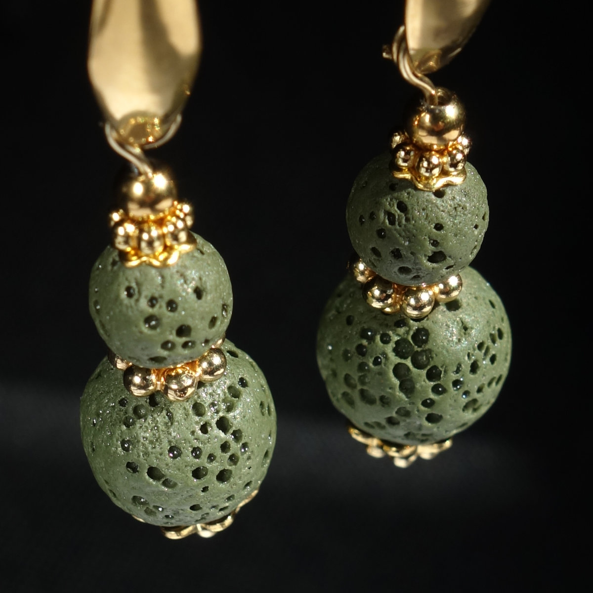 dark-green-lava-stone-earrings-dyed-natural-basalt-beads-pvd-plated-stainless-steel-18k-finish-03277-1