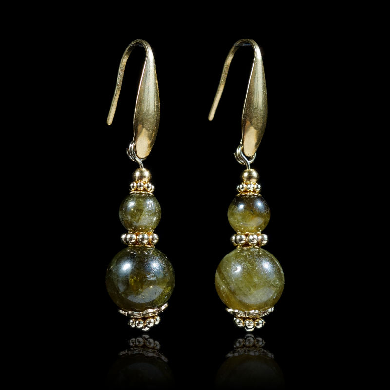 green-grossular-garnet-earrings-semi-precious-stone-beads-pvd-plated-stainless-steel-18k-gold-finish-03683-1
