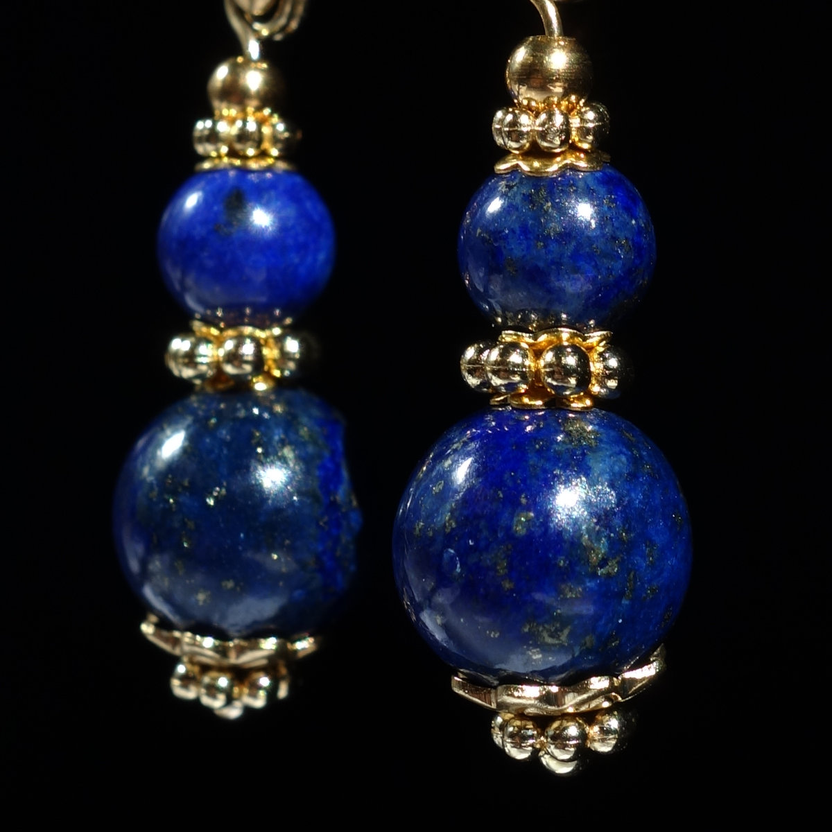 lapis-lazuli-earrings-enhanced-semi-precious-stone-beads-pvd-plated-gold-finish-stainless-steel-02993-1