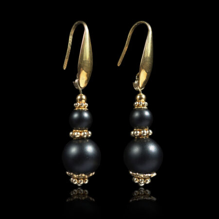 matte-black-onyx-earrings-semi-precious-stone-pvd-plated-stainless-steel-18k-gold-finish-03553-1