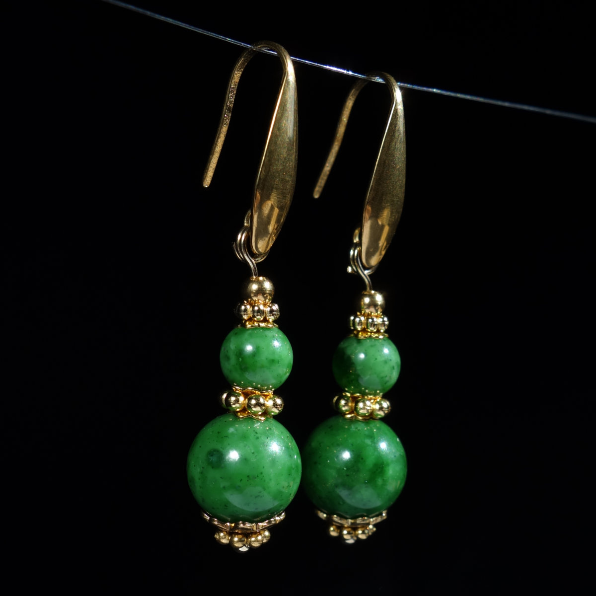 maw-sit-sit-earrings-semi-precious-gemstone-beads-pvd-plated-stainless-steel-18k-gold-finish-03420-1