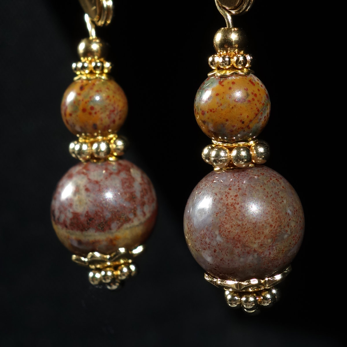 ocean-agate-earrings-semi-precious-gemstone-beads-pvd-plated-stainless-steel-18k-gold-finish-03703-1