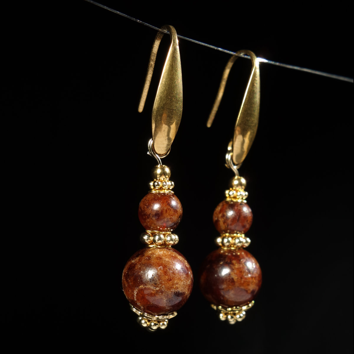 spessartine-garnet-earrings-semi-precious-gemstone-beads-pvd-plated-stainless-steel-18k-gold-finish-03668-1