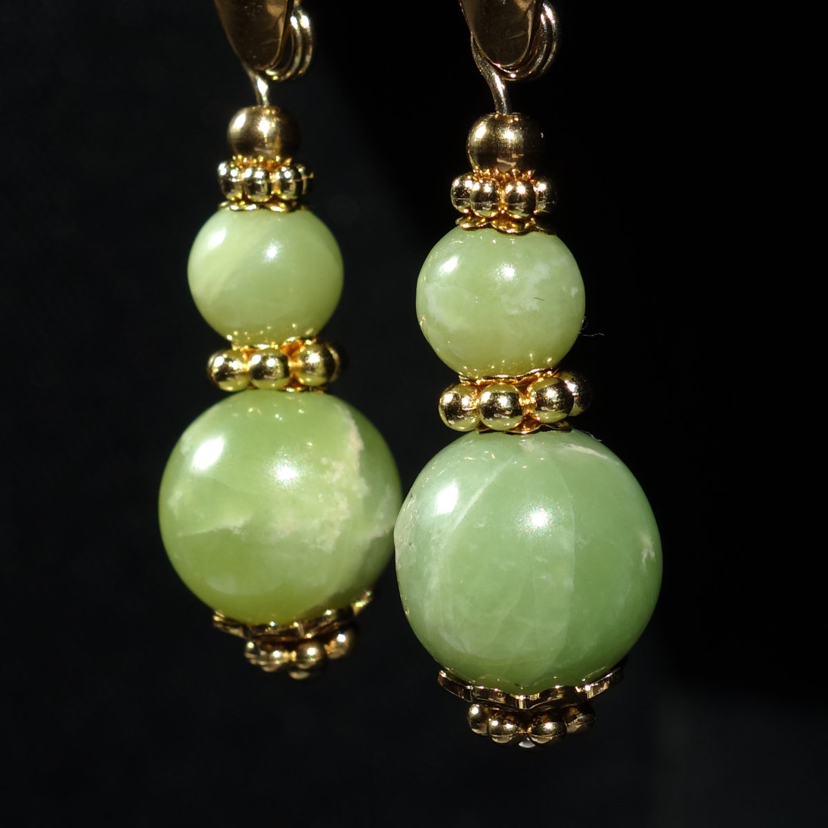 vesuvianite-earrings-semi-precious-gemstone-beads-pvd-plated-stainless-steel-18k-gold-finish-03456-1
