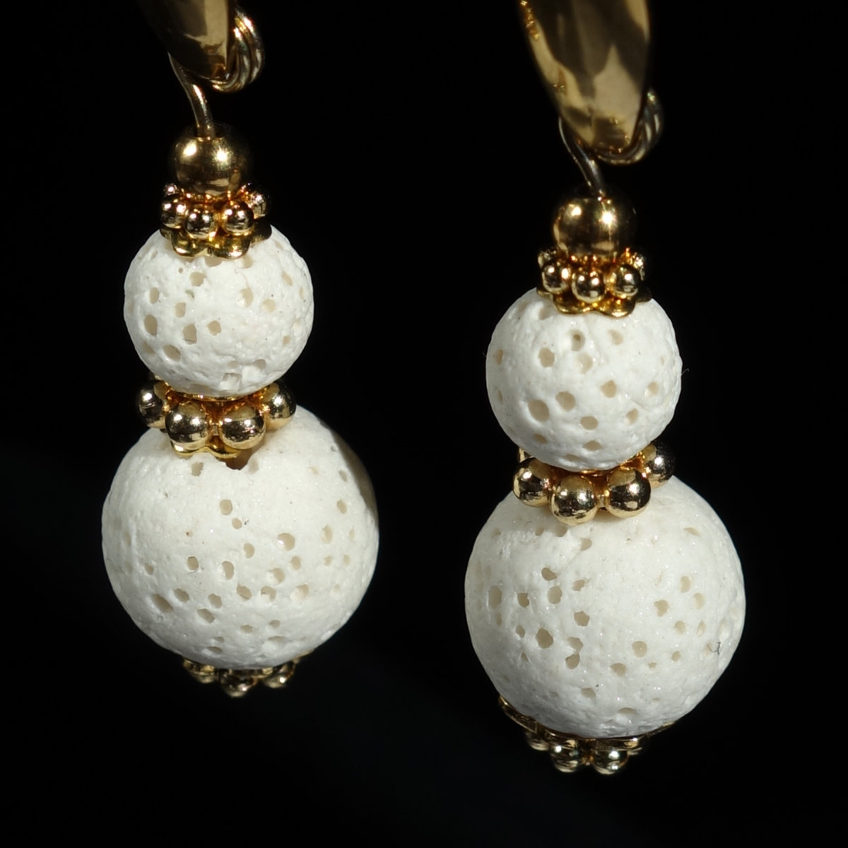 white-lava-stone-earrings-dyed-natural-basalt-beads-pvd-plated-stainless-steel-18k-finish-03215-1