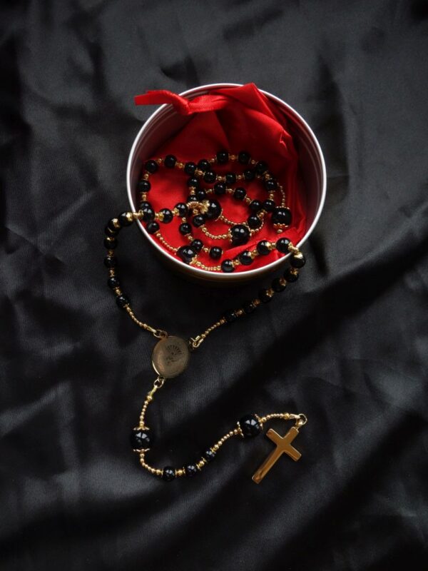 Black Onyx Capped Rosary Stainless Steel Silvi Simberg KOSMOS 1