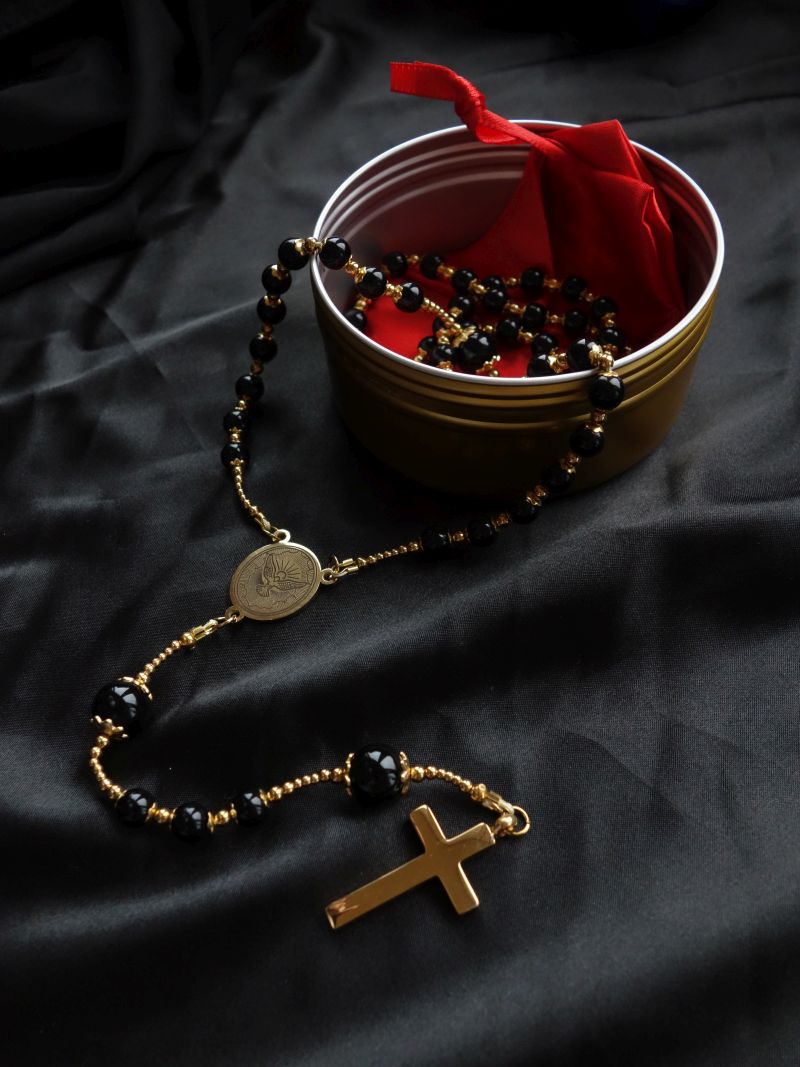 Black Onyx Capped Rosary Stainless Steel Silvi Simberg KOSMOS 2-jpg