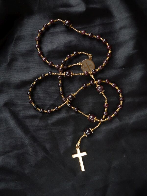 Garnet Capped Rosary Stainless Steel Silvi Simberg KOSMOS 1