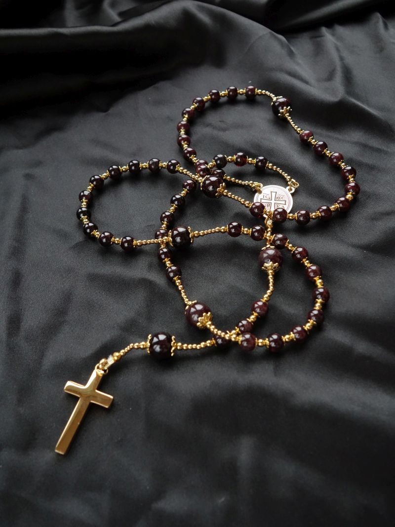 Garnet Capped Rosary Stainless Steel Silvi Simberg KOSMOS 2