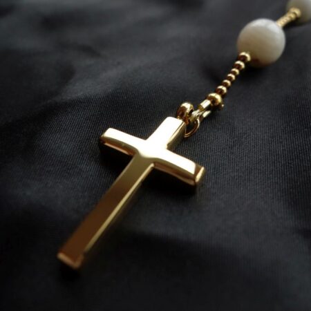 White Ceramic Simple Rosary Stainless Steel Silvi Simberg KOSMOS 3
